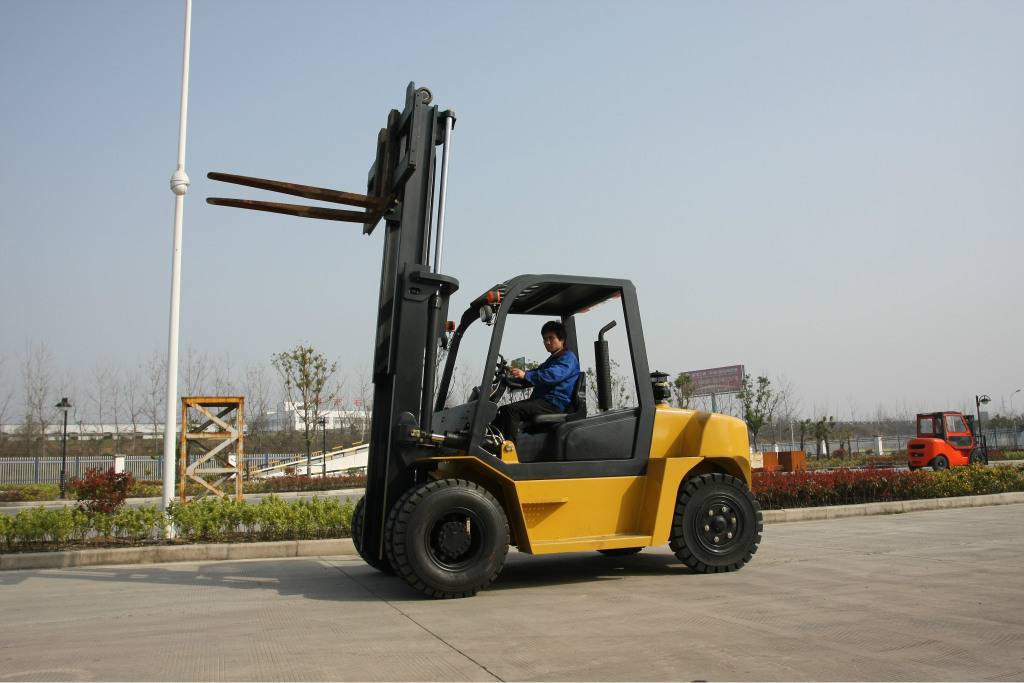 ���f�������늄Ӳ�܇�cҺ�����܇�^�e����